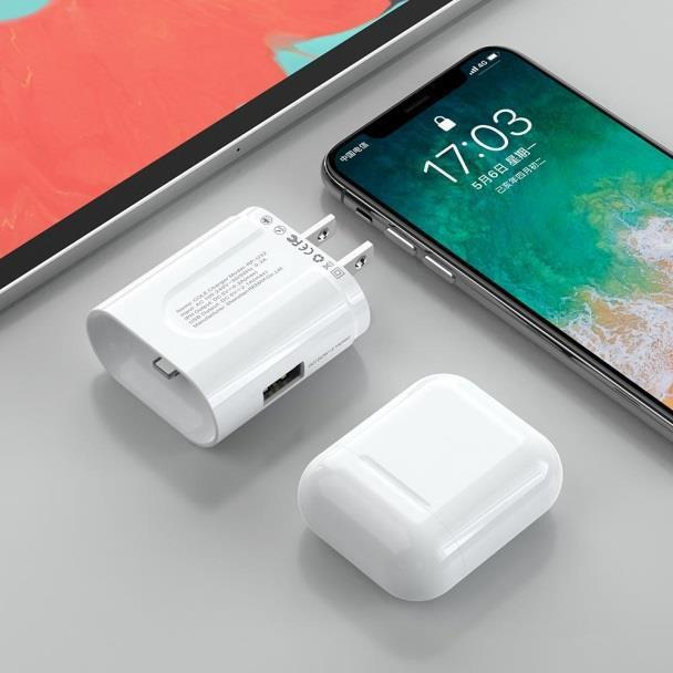 RP-U32CN Cargador USB/Lightning 2 en 1 de 12 Vatios para AirPods y Dispositivos Apple y Android imagen 3